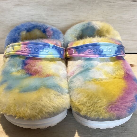Crocs Sandals Womens Size 7 Rainbow Fur sure Clog tie tye dye rainbow cozy soft - Picture 2 of 9